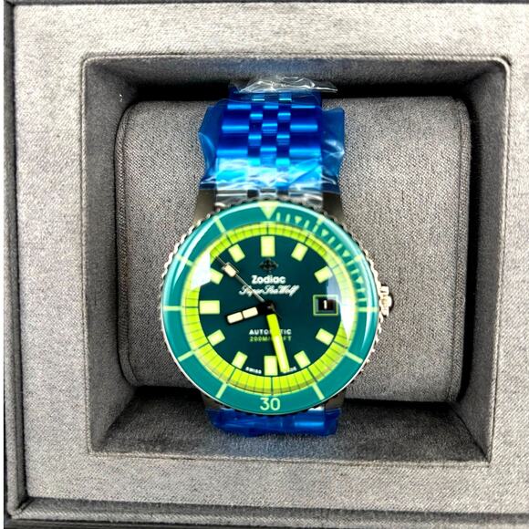 Zodiac Super Sea Wolf ZO9310 Automatic Diver Stainless Steel Jubilee Bracelet - Picture 6 of 17